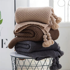 Nordic Wool Blend Knit Throw – Fringed Blanket for Sofa & Office