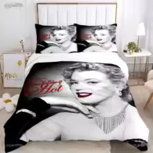 Marilyn Monroe Duvet Cover Set – Soft Quilt & Pillowcases